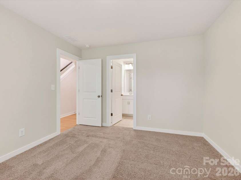 1526 Lithium Lane, Charlotte, NC 28211.  MLS# CAR4321661, YatesRealty ID 38030. 