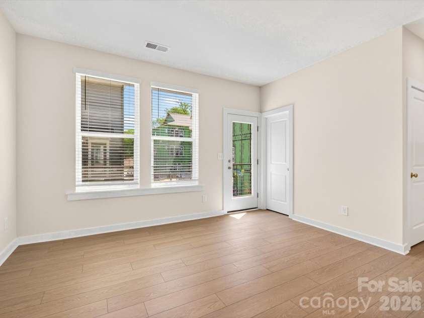 1526 Lithium Lane, Charlotte, NC 28211.  MLS# CAR4321661, YatesRealty ID 38030. 