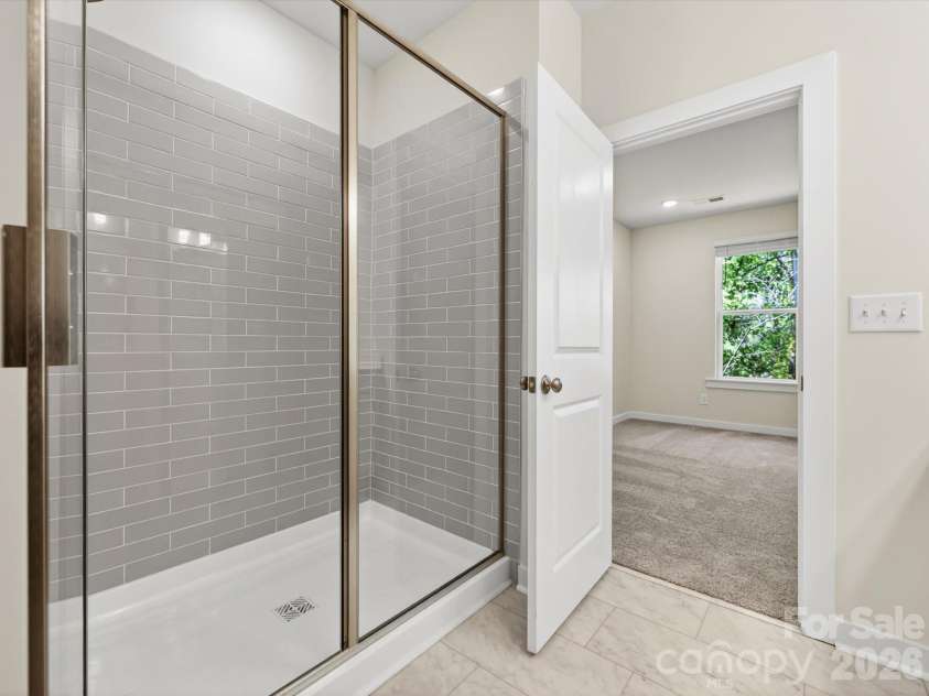1526 Lithium Lane, Charlotte, NC 28211.  MLS# CAR4321661, YatesRealty ID 38030. 