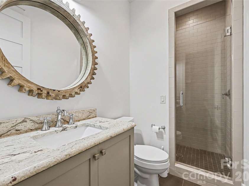 142 Lakeview Shores Loop, Mooresville, NC 28117.  MLS# CAR4376202, YatesRealty ID 38032. 