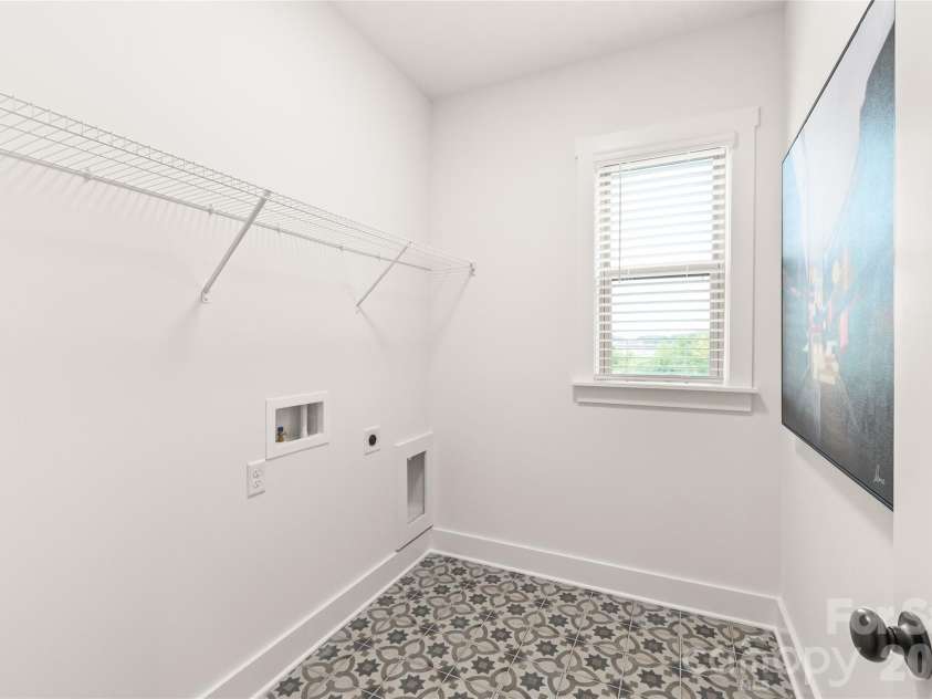 804 Garringer Place, Charlotte, NC 28208.  MLS# CAR4393386, YatesRealty ID 38033. 