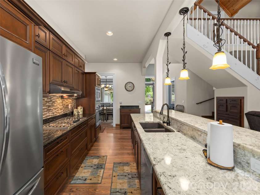 40 Shining Rock Drive, Canton, NC 28716.  MLS# CAR4391939, YatesRealty ID 38035. 