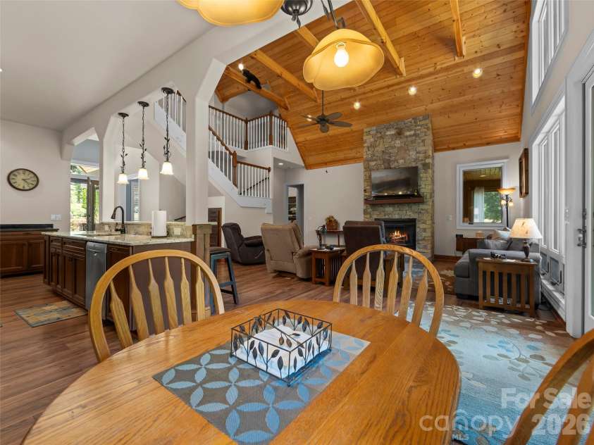 40 Shining Rock Drive, Canton, NC 28716.  MLS# CAR4391939, YatesRealty ID 38035. 