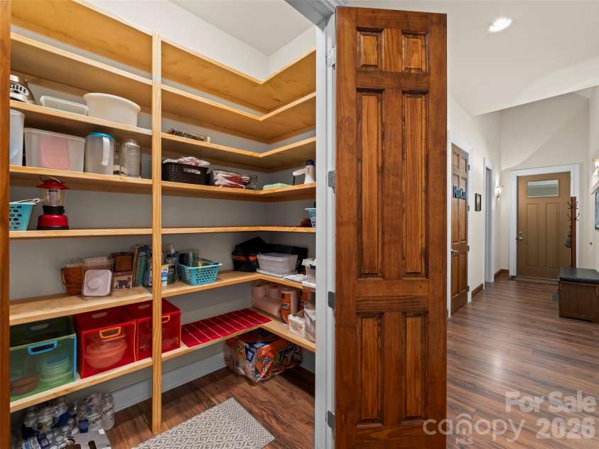 40 Shining Rock Drive, Canton, NC 28716.  MLS# CAR4391939, YatesRealty ID 38035. 