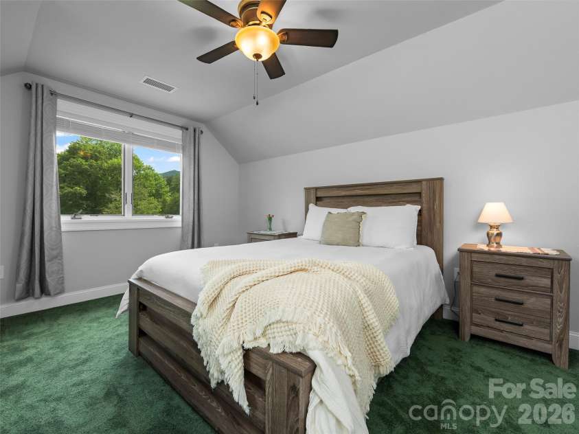 40 Shining Rock Drive, Canton, NC 28716.  MLS# CAR4391939, YatesRealty ID 38035. 