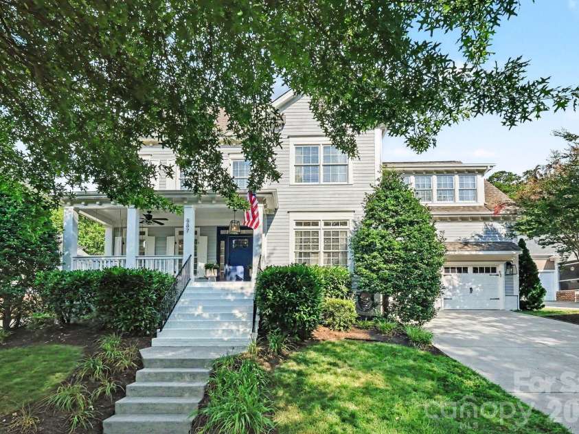 887 Stratford Run Drive, Fort Mill, SC 29708.  MLS# CAR4396442, YatesRealty ID 38036. 
