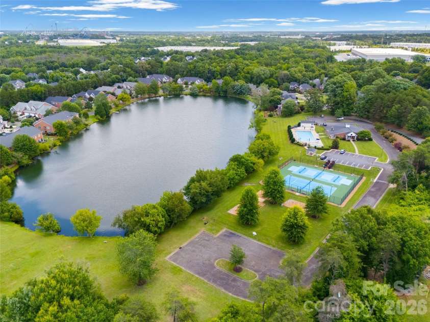 636 Landsdowne Court, Fort Mill, SC 29708.  MLS# CAR4397187, YatesRealty ID 38037. 