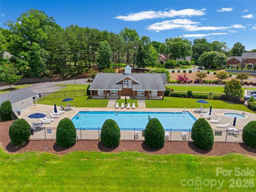 636 Landsdowne Court, Fort Mill, SC 29708.  MLS# CAR4397187, YatesRealty ID 38037. 