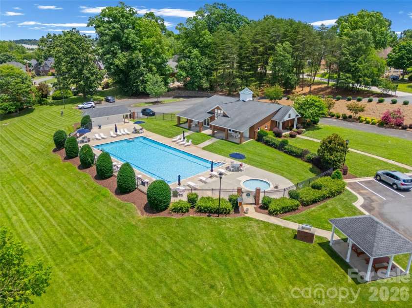 636 Landsdowne Court, Fort Mill, SC 29708.  MLS# CAR4397187, YatesRealty ID 38037. Community pool