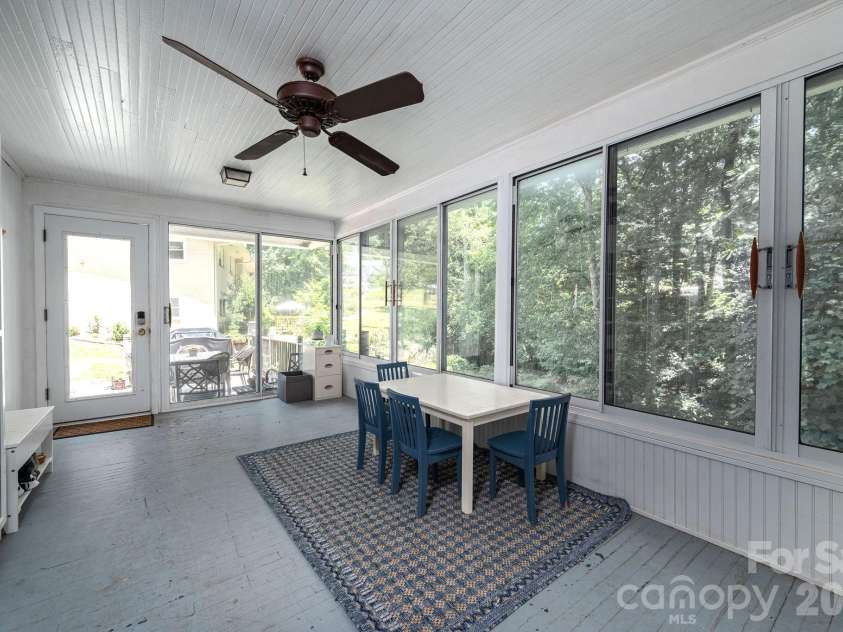 504 Dogwood Lane, Belmont, NC 28012.  MLS# CAR4398202, YatesRealty ID 38039. 