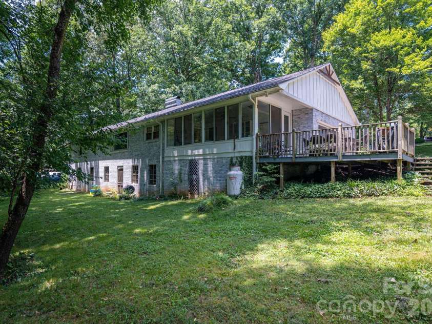 504 Dogwood Lane, Belmont, NC 28012.  MLS# CAR4398202, YatesRealty ID 38039. 
