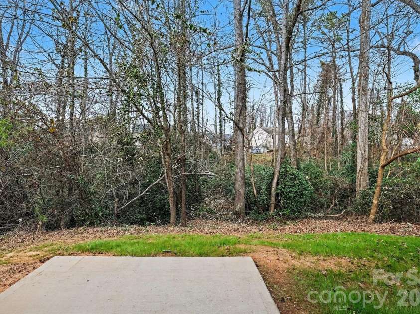 1526 Glenbar Court, Clover, SC 29710.  MLS# CAR4337838, YatesRealty ID 3804. Backyard & patio