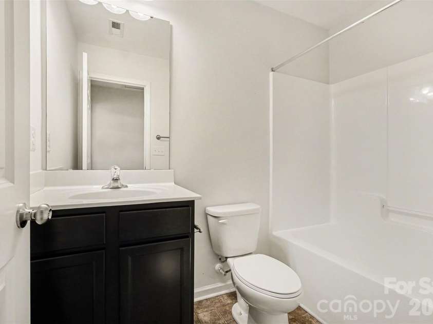 1526 Glenbar Court, Clover, SC 29710.  MLS# CAR4337838, YatesRealty ID 3804. Bathroom 2