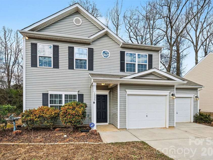 1526 Glenbar Court, Clover, SC 29710.  MLS# CAR4337838, YatesRealty ID 3804. Front Exterior