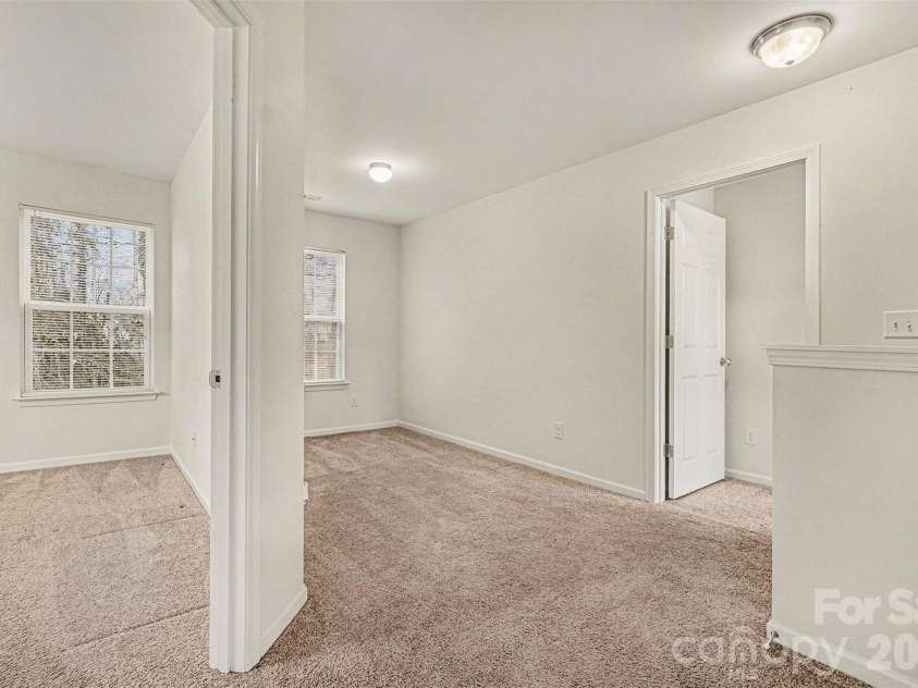 1526 Glenbar Court, Clover, SC 29710.  MLS# CAR4337838, YatesRealty ID 3804. Upstairs loft landing