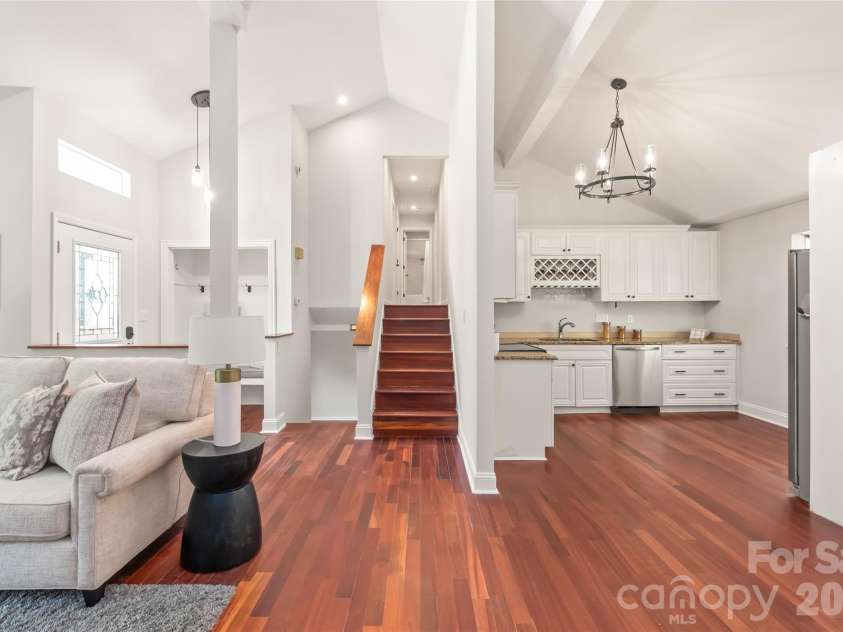 10129 Eagle Court, Charlotte, NC 28277.  MLS# CAR4399688, YatesRealty ID 38042. 