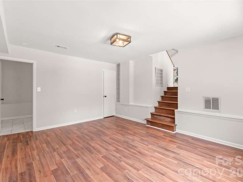 10129 Eagle Court, Charlotte, NC 28277.  MLS# CAR4399688, YatesRealty ID 38042. 