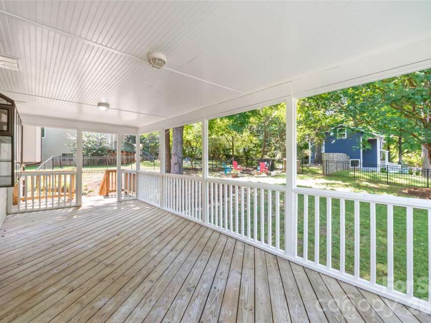 10129 Eagle Court, Charlotte, NC 28277.  MLS# CAR4399688, YatesRealty ID 38042. 