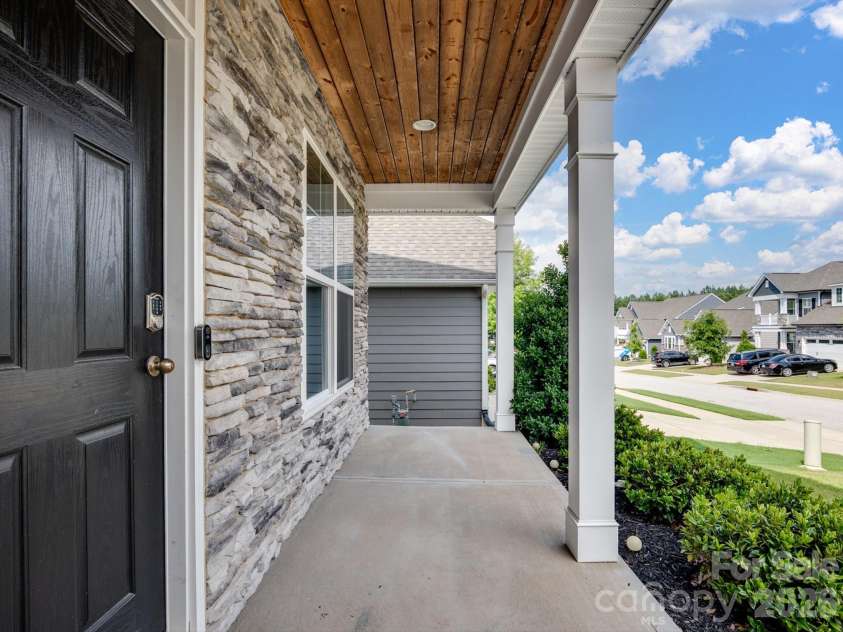 7122 Astella Way, Lancaster, SC 29720.  MLS# CAR4398895, YatesRealty ID 38044. 