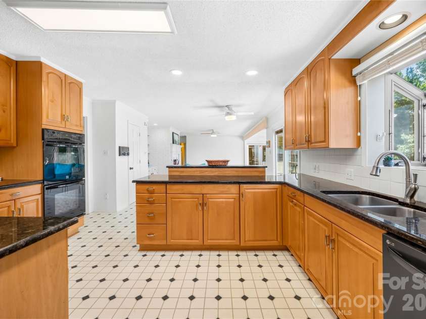 3960 Burton Lane, Denver, NC 28037.  MLS# CAR4398125, YatesRealty ID 38045. 