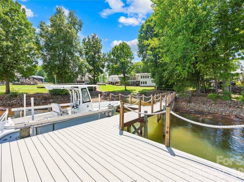 3960 Burton Lane, Denver, NC 28037.  MLS# CAR4398125, YatesRealty ID 38045. 