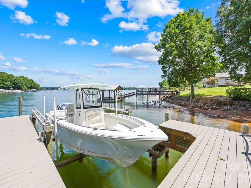 3960 Burton Lane, Denver, NC 28037.  MLS# CAR4398125, YatesRealty ID 38045. 