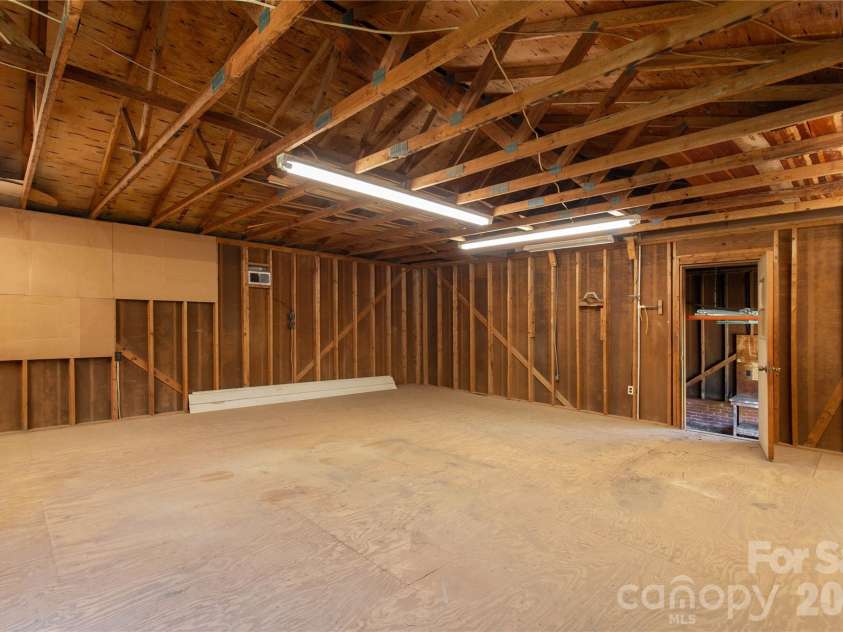 151 Old Gregory Lane, Lancaster, SC 29720.  MLS# CAR4402110, YatesRealty ID 38046. 