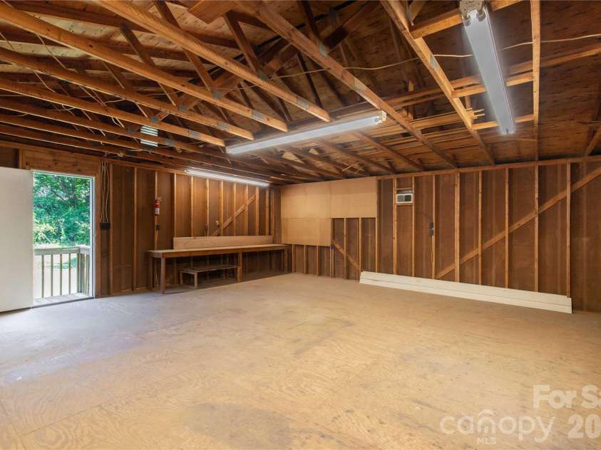 151 Old Gregory Lane, Lancaster, SC 29720.  MLS# CAR4402110, YatesRealty ID 38046. 