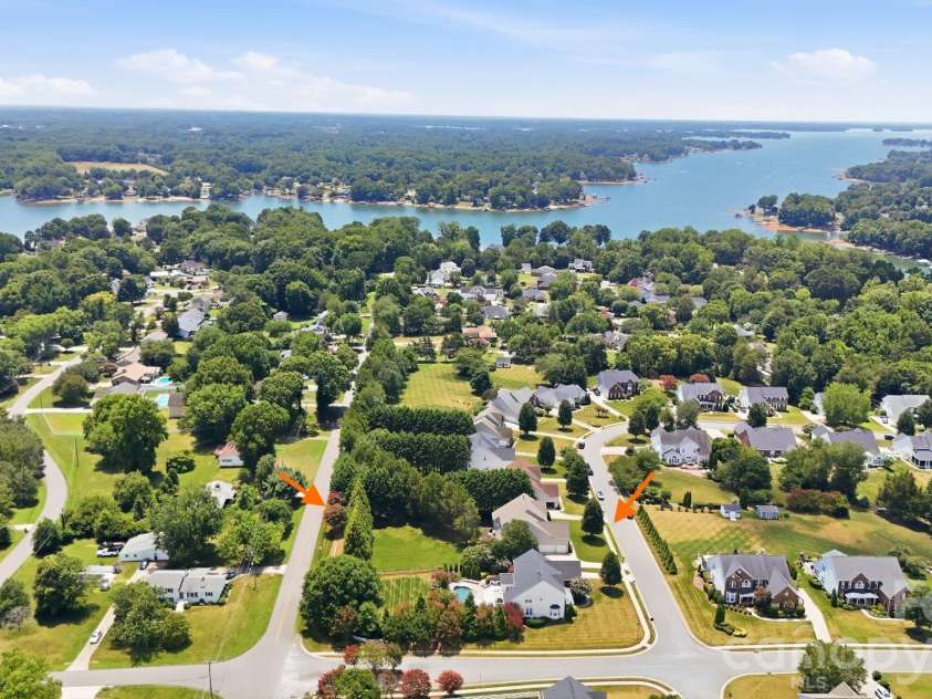 151 Corona Circle, Mooresville, NC 28117.  MLS# CAR4402509, YatesRealty ID 38047. 