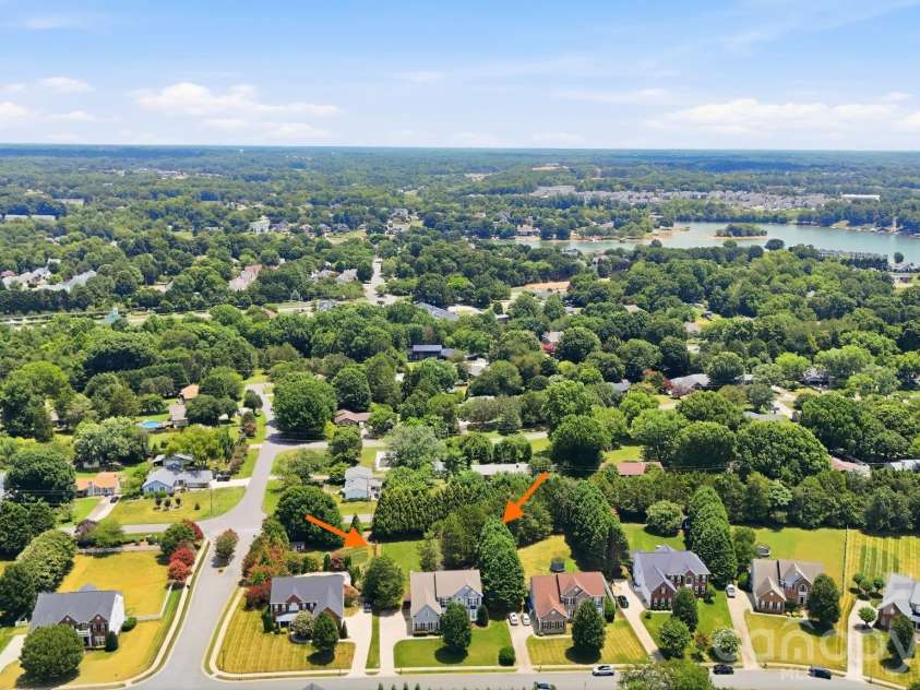 151 Corona Circle, Mooresville, NC 28117.  MLS# CAR4402509, YatesRealty ID 38047. 