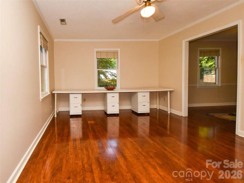 792 Reaford Road, Winston Salem, NC 27104.  MLS# CAR4397982, YatesRealty ID 38048. 