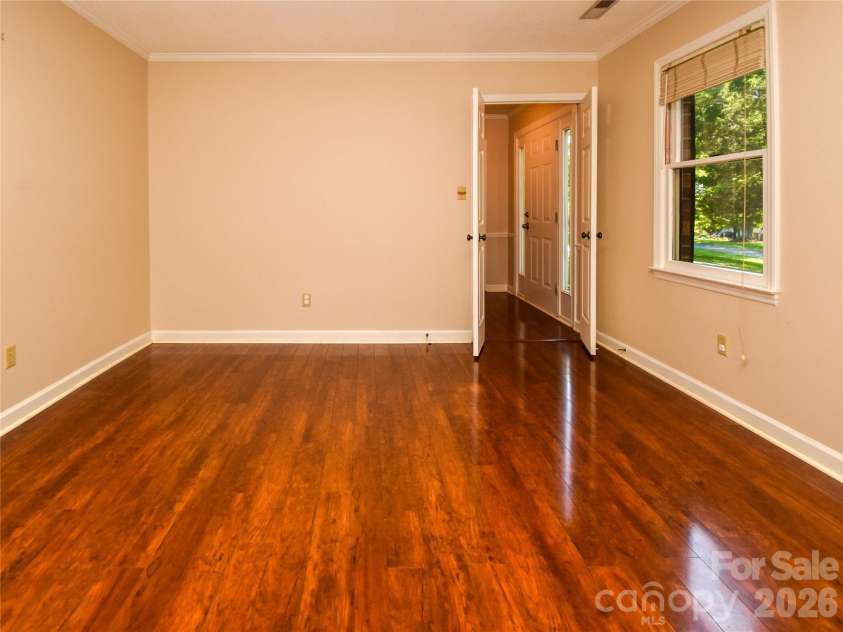 792 Reaford Road, Winston Salem, NC 27104.  MLS# CAR4397982, YatesRealty ID 38048. 