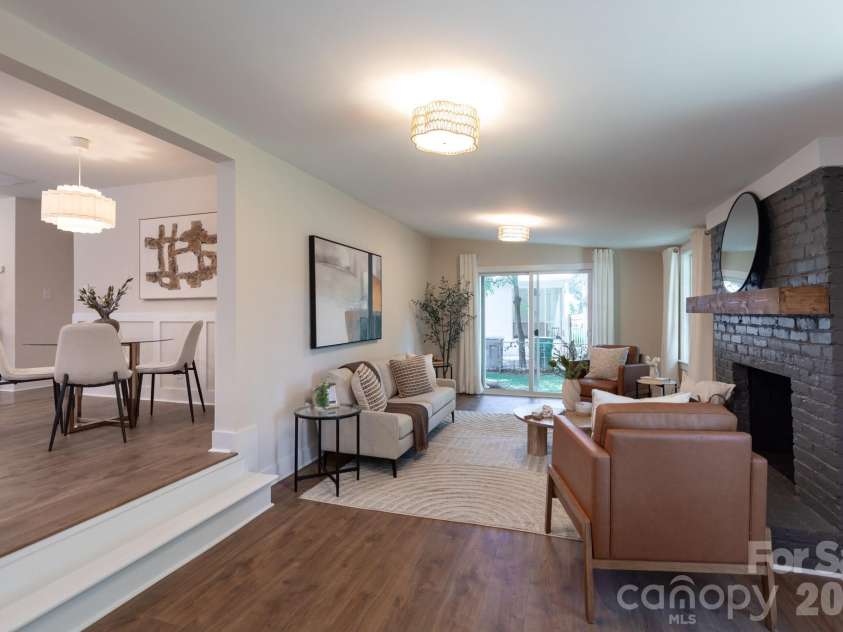 3721 Bankston Place, Charlotte, NC 28215.  MLS# CAR4394807, YatesRealty ID 38049. 
