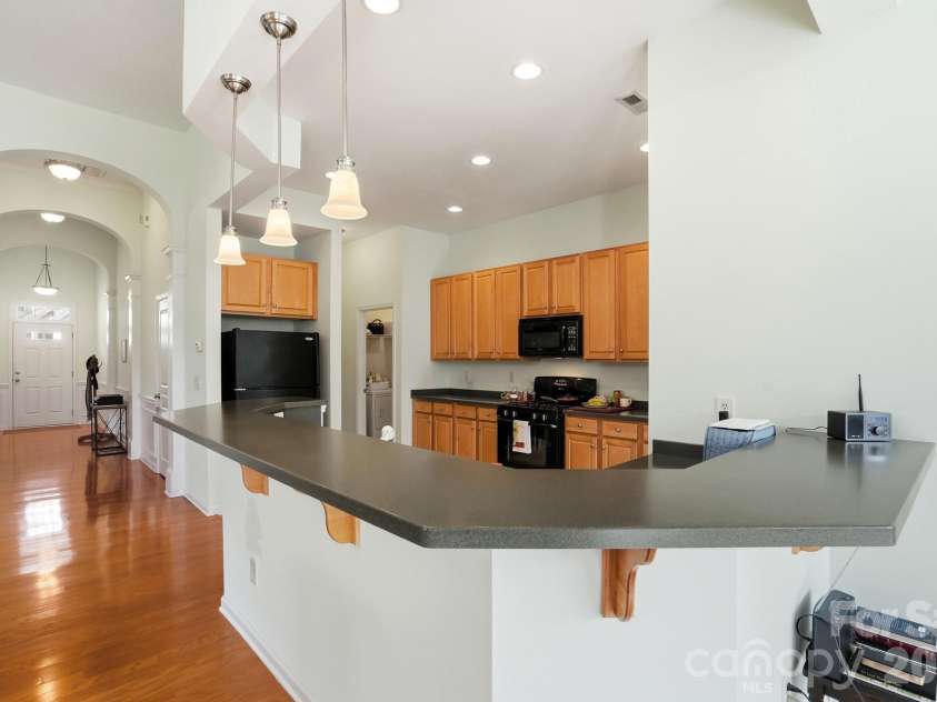 1038 Kensrowe Lane, Matthews, NC 28104.  MLS# CAR4342375, YatesRealty ID 3805. 