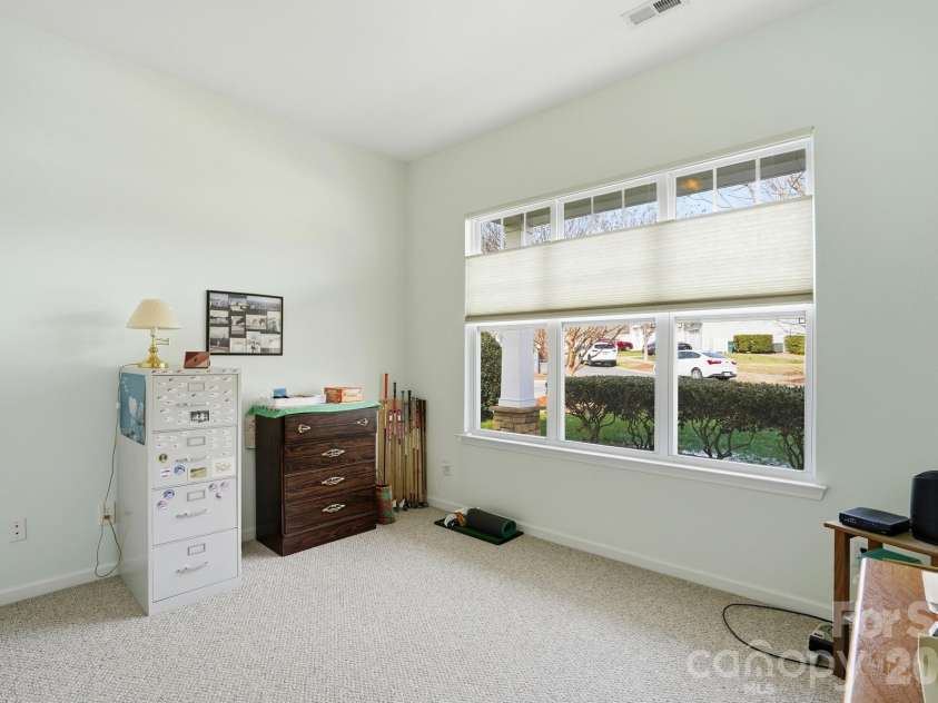 1038 Kensrowe Lane, Matthews, NC 28104.  MLS# CAR4342375, YatesRealty ID 3805. 