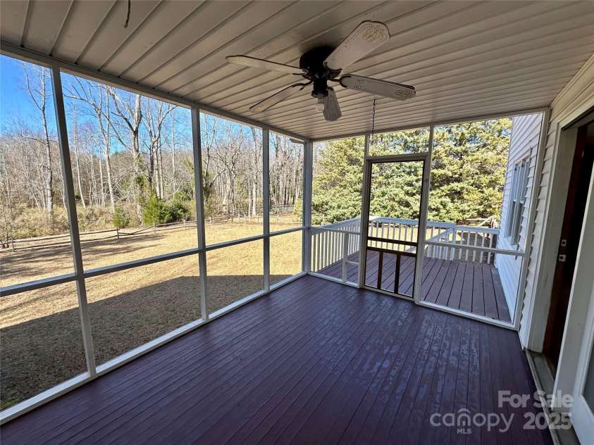 512 Elm Street, Pageland, SC 29728.  MLS# CAR4196495, YatesRealty ID 3805. 