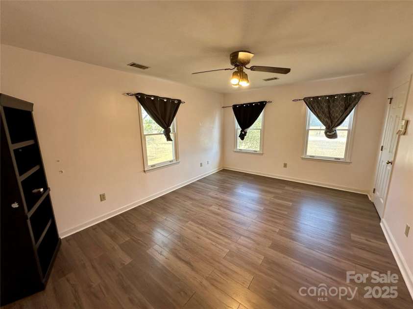 512 Elm Street, Pageland, SC 29728.  MLS# CAR4196495, YatesRealty ID 3805. 