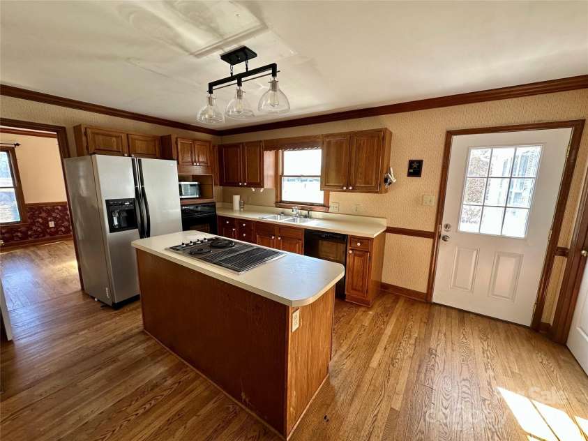 512 Elm Street, Pageland, SC 29728.  MLS# CAR4196495, YatesRealty ID 3805. 