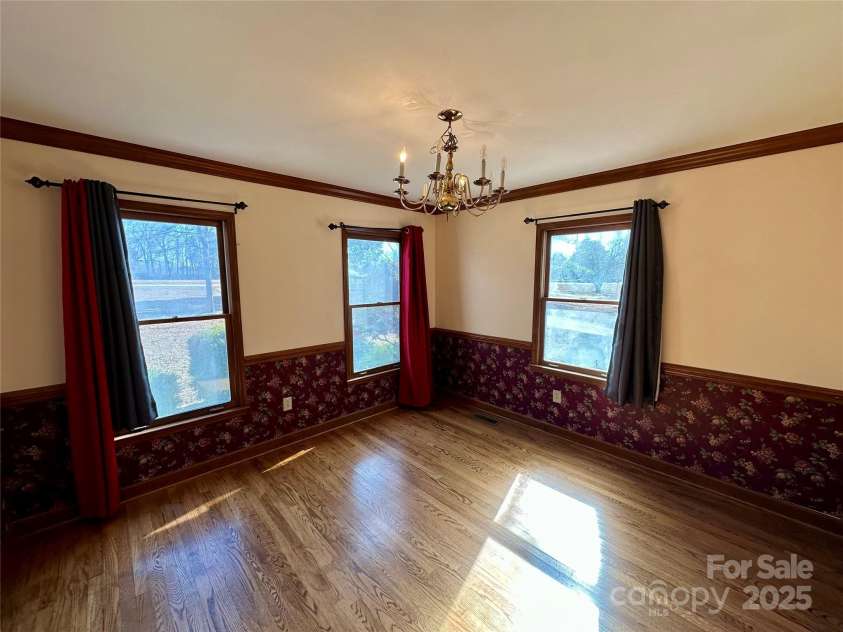 512 Elm Street, Pageland, SC 29728.  MLS# CAR4196495, YatesRealty ID 3805. 