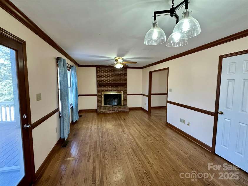 512 Elm Street, Pageland, SC 29728.  MLS# CAR4196495, YatesRealty ID 3805. 