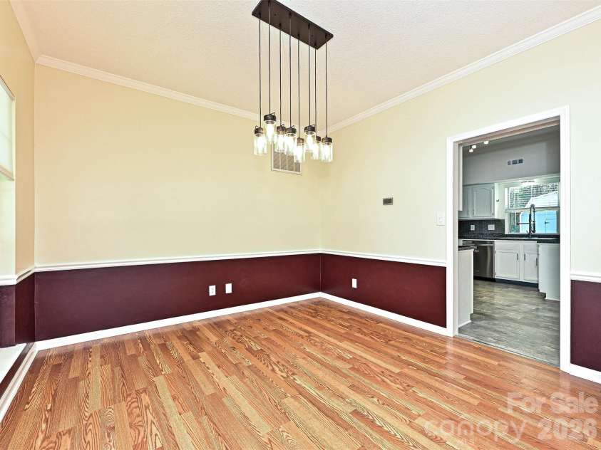 13518 Krislyn Woods Place, Charlotte, NC 28278.  MLS# CAR4402936, YatesRealty ID 38050. 