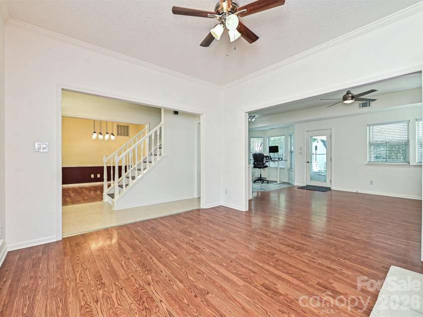 13518 Krislyn Woods Place, Charlotte, NC 28278.  MLS# CAR4402936, YatesRealty ID 38050. 