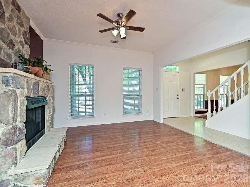 13518 Krislyn Woods Place, Charlotte, NC 28278.  MLS# CAR4402936, YatesRealty ID 38050. 