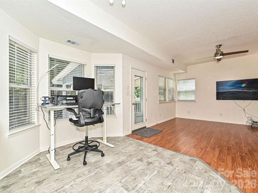 13518 Krislyn Woods Place, Charlotte, NC 28278.  MLS# CAR4402936, YatesRealty ID 38050. 
