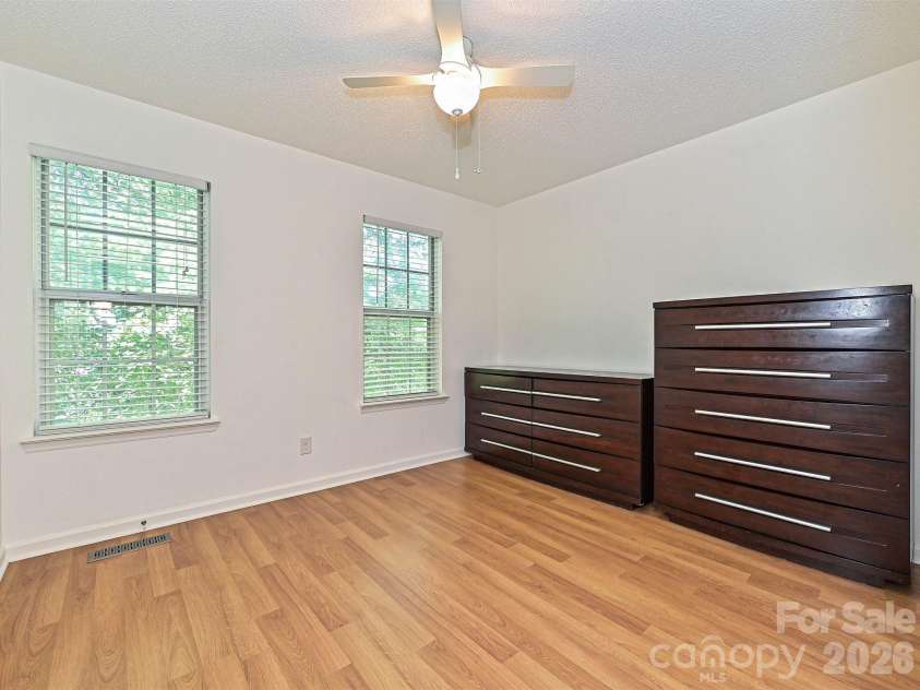 13518 Krislyn Woods Place, Charlotte, NC 28278.  MLS# CAR4402936, YatesRealty ID 38050. 