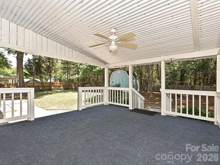 13518 Krislyn Woods Place, Charlotte, NC 28278.  MLS# CAR4402936, YatesRealty ID 38050. 