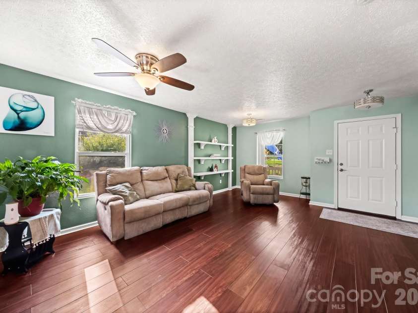 191 Old Carriage Road, Clover, SC 29710.  MLS# CAR4402254, YatesRealty ID 38051. 