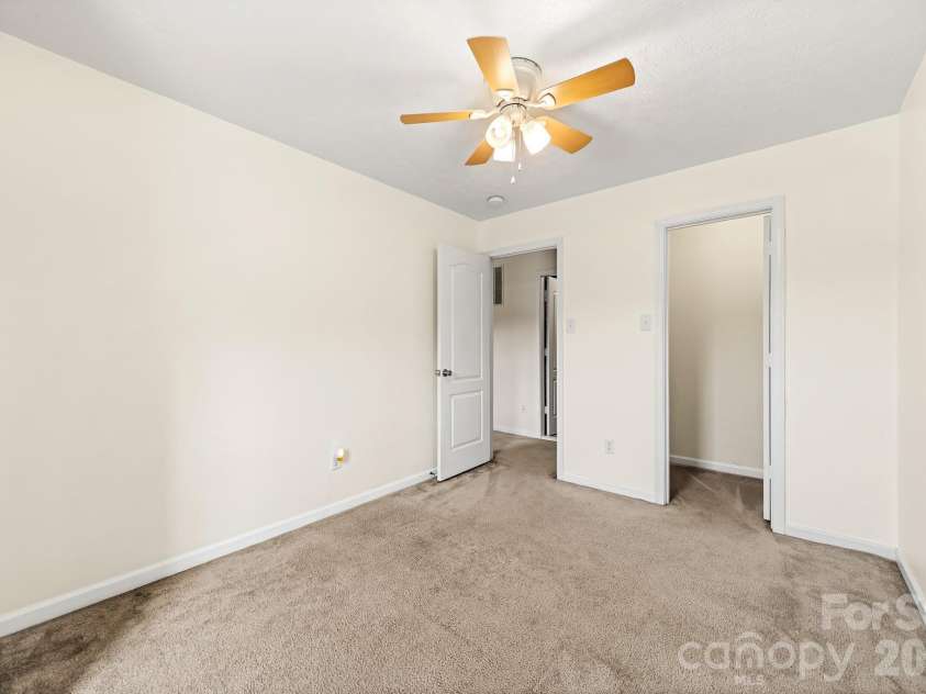 191 Old Carriage Road, Clover, SC 29710.  MLS# CAR4402254, YatesRealty ID 38051. 