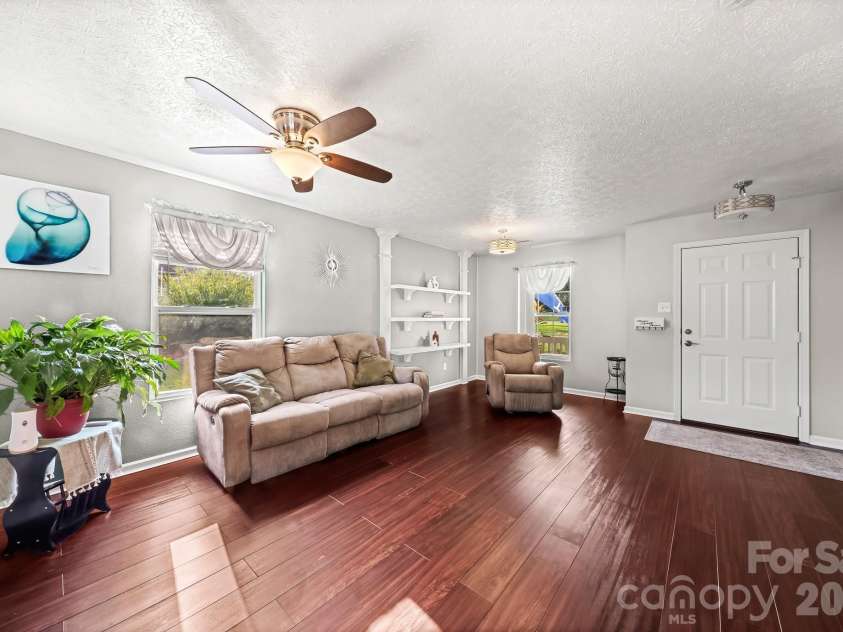 191 Old Carriage Road, Clover, SC 29710.  MLS# CAR4402254, YatesRealty ID 38051. 