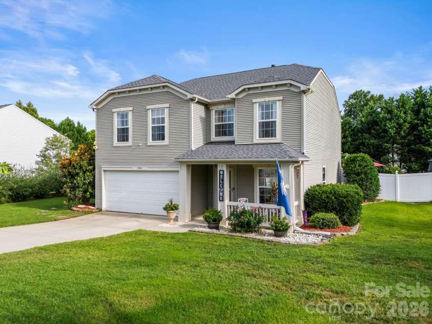 191 Old Carriage Road, Clover, SC 29710.  MLS# CAR4402254, YatesRealty ID 38051. Nice Front Porch